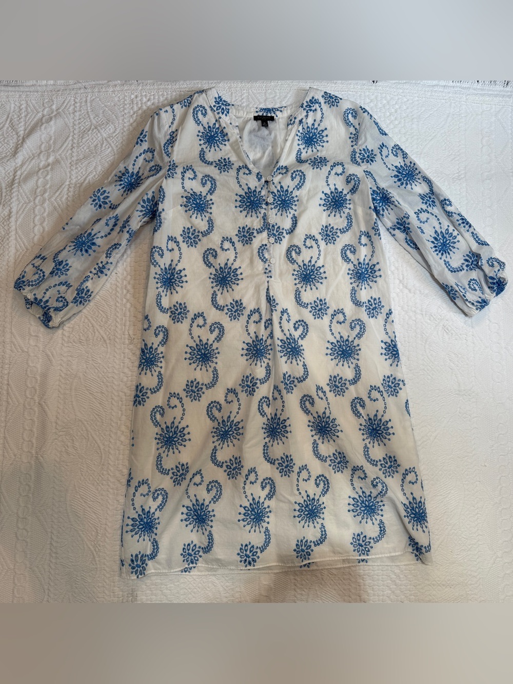 Talbots 3/4 Sleeve Dress Blue White Embroidered Lined Size 4P Petite
